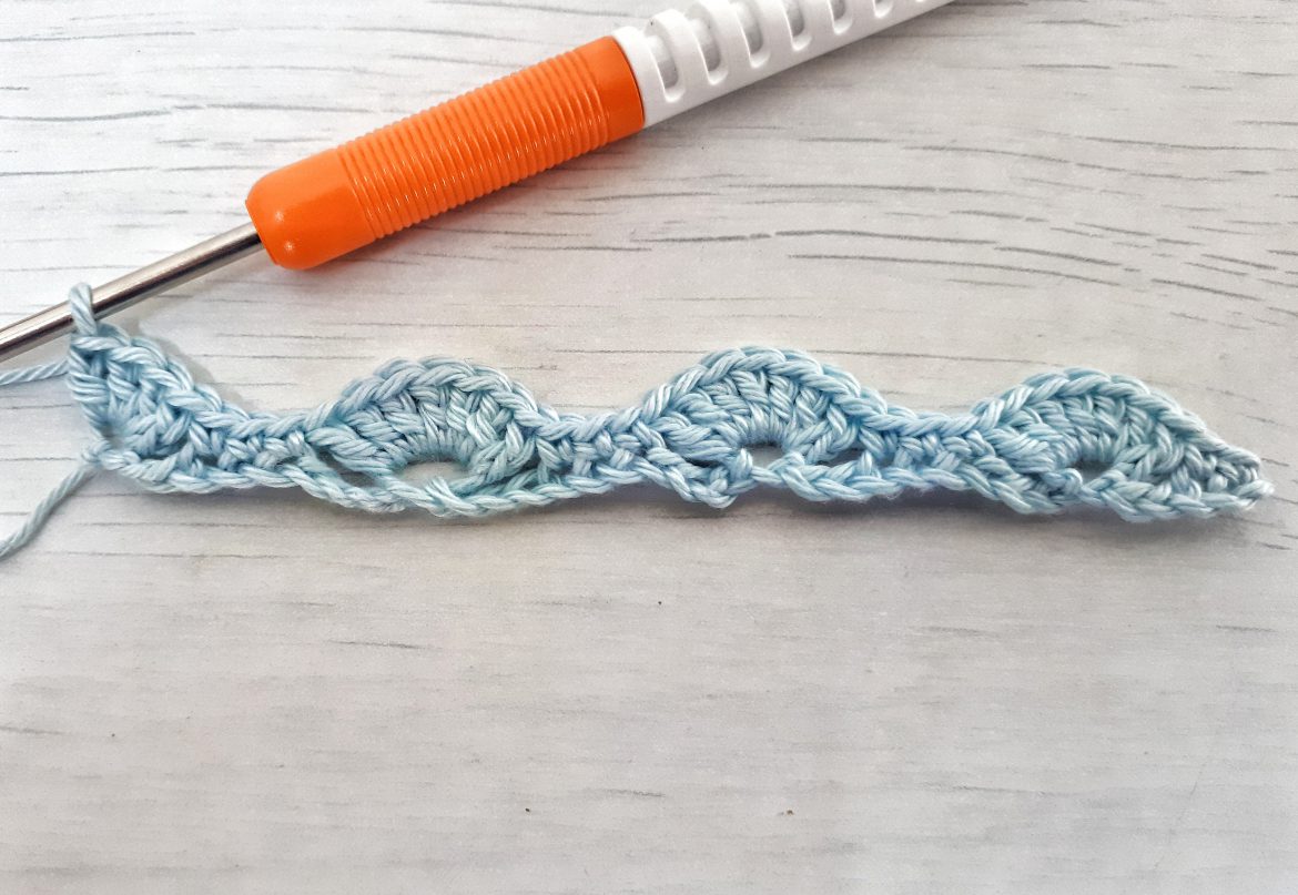 Catherine's Wheel Crochet Stitch - FREE photo tutorial