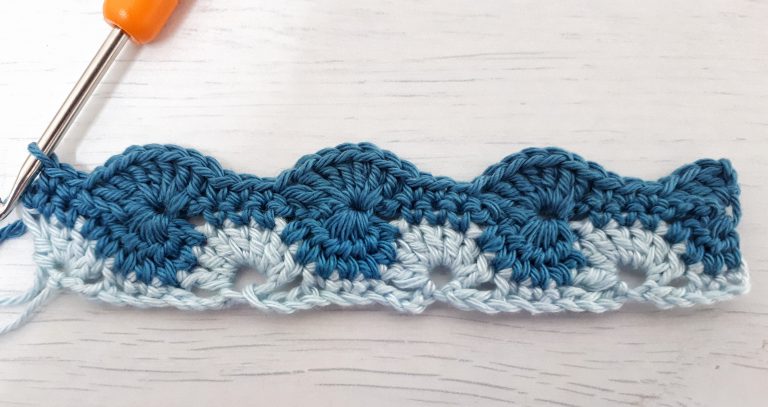 Catherine's Wheel Crochet Stitch - FREE photo tutorial