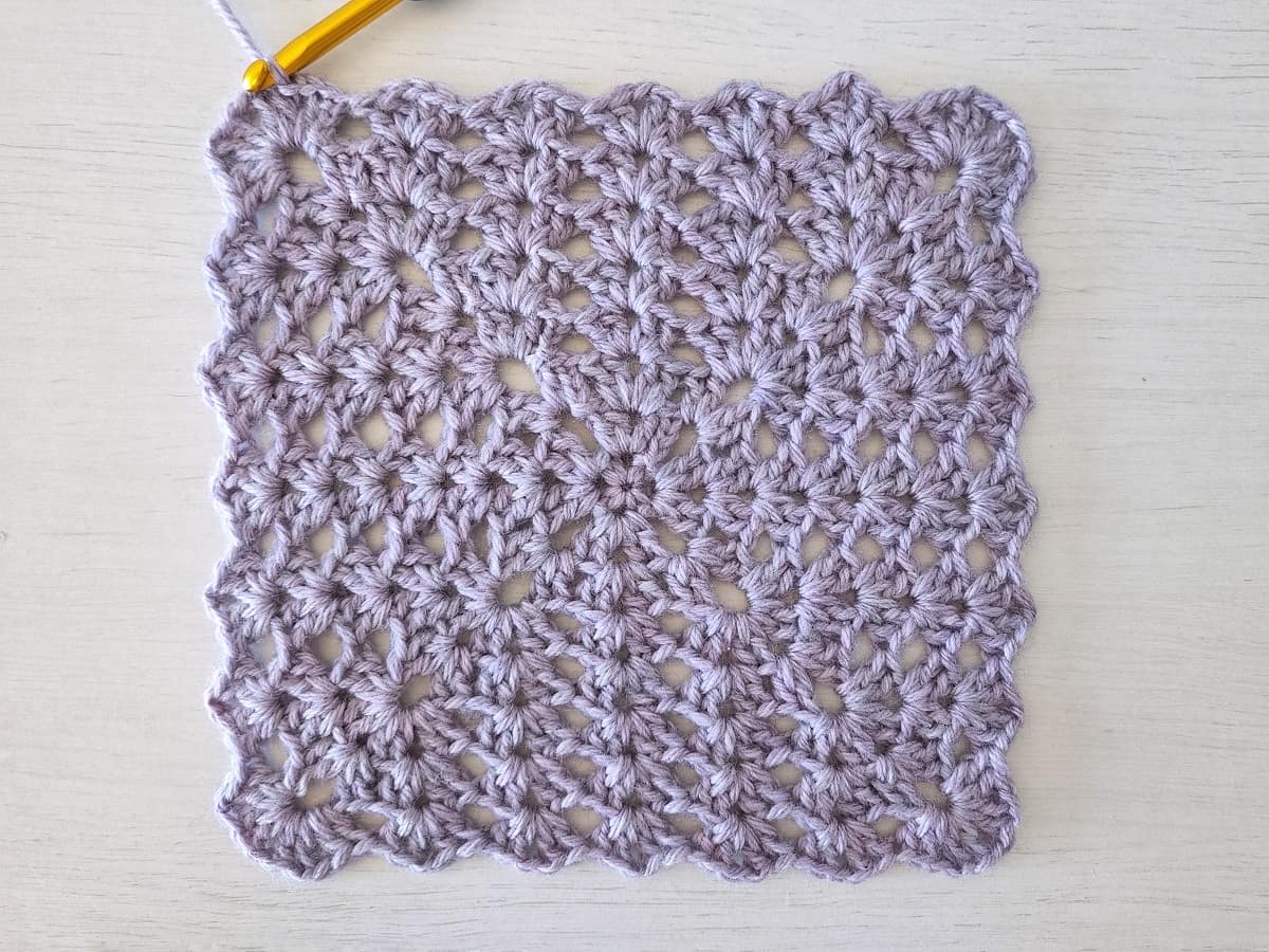 modern crochet granny Square pattern made by Gootie