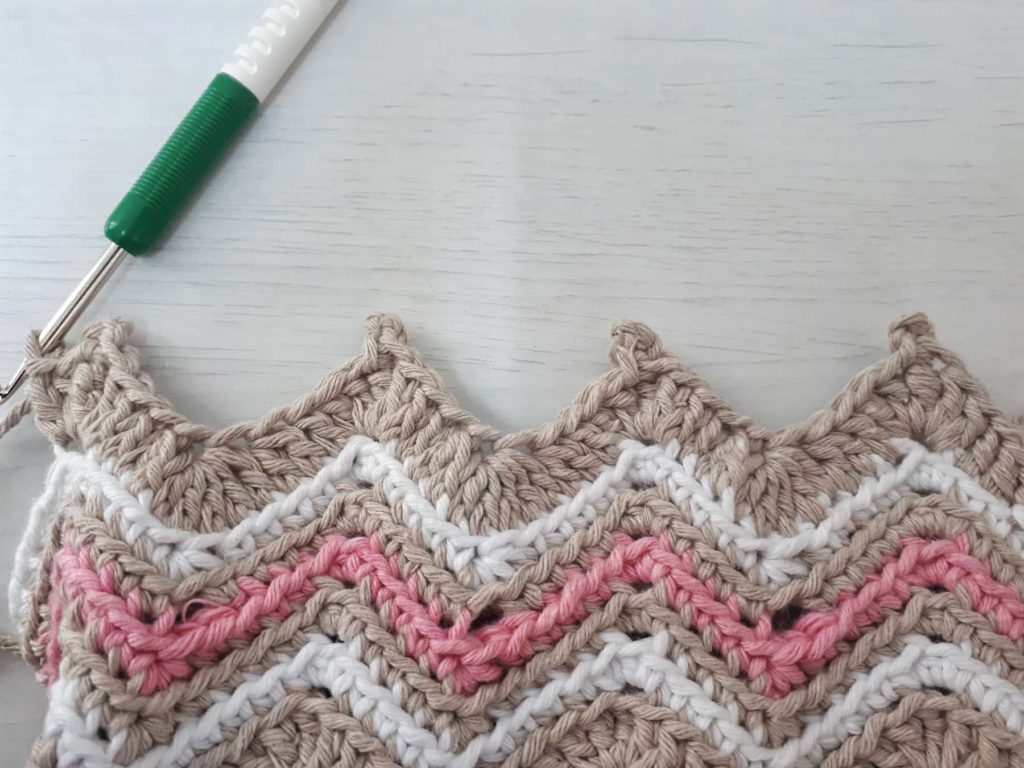 this is a photo of crochet chevron stitch free pattern made by gootie