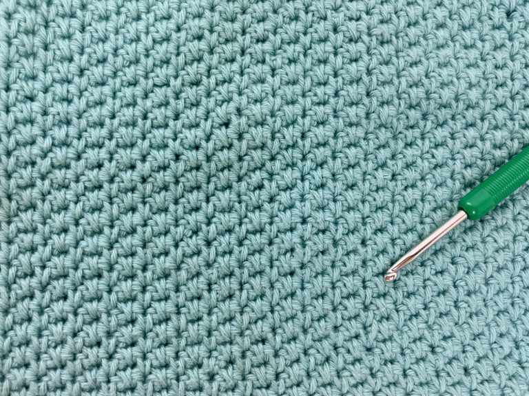 how to crochet the alternating spike stitch