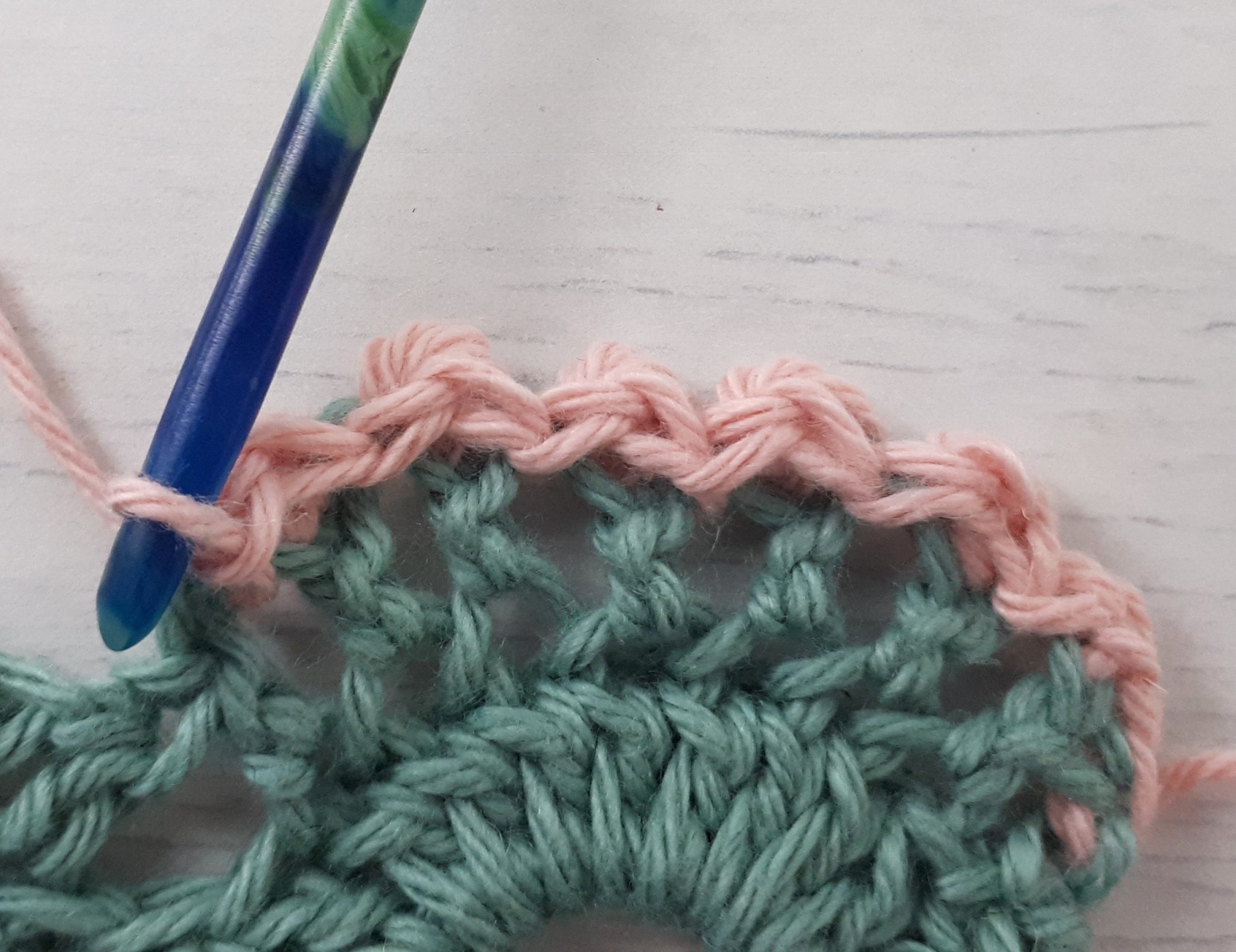 A Different Crochet Bobble Border: Berry Stitch Crochet Edging Free ...