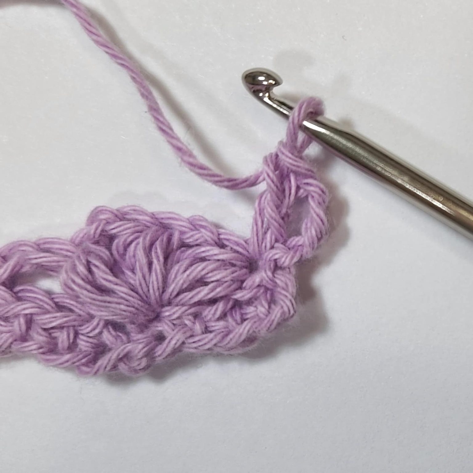 How to Crochet the Lace Flower Stitch - Free Video & Photo Tutorial ...