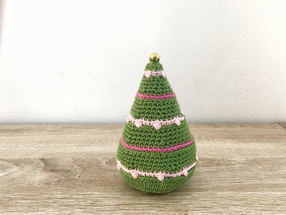 Crochet Christmas tree free pattern