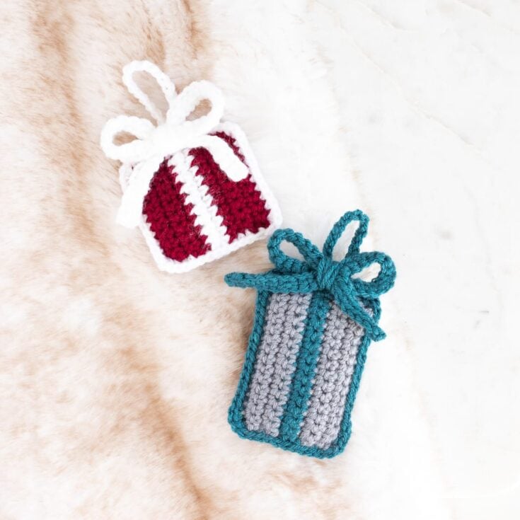 Image for Present Crochet Ornament Pattern and Video