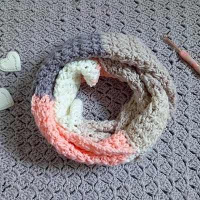 crochet infinity scarf for beginners