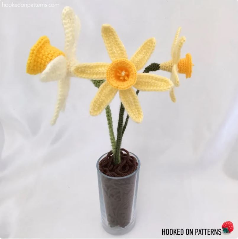 Free-Crochet-Daffodil-Pattern