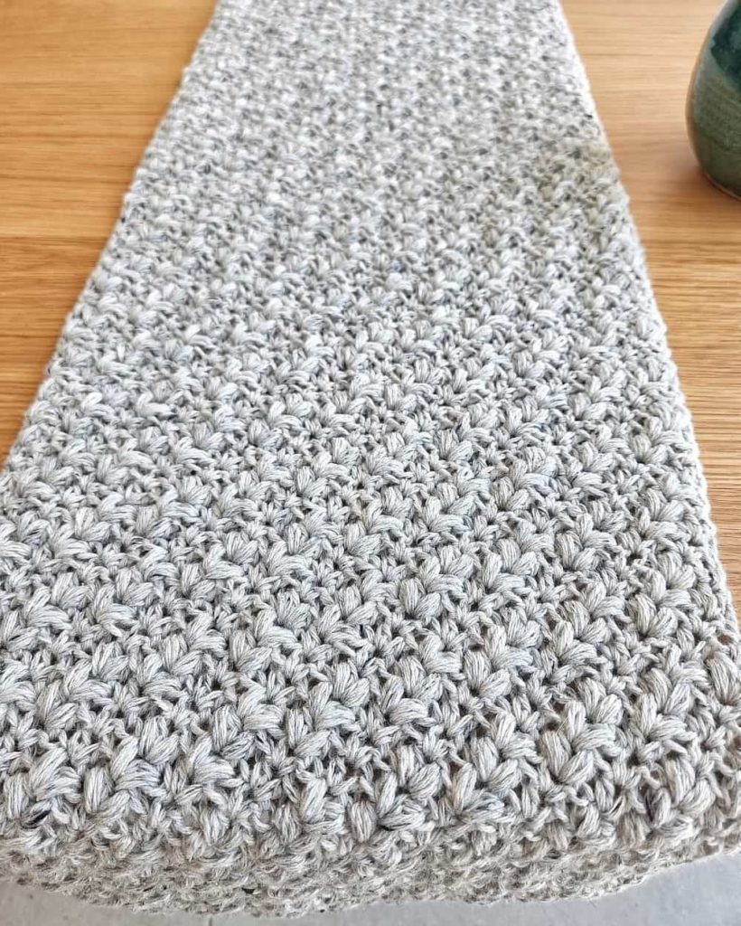 farmhouse crochet table runner pattern made by gootie