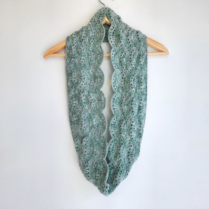 lace-crochet-infinity-scarf-free-pattern-made-by-gootie
