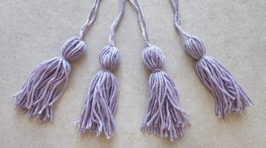 how to make tassels with yarn made by gootie