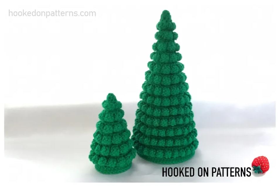 this is a photo crochet 3d christmas tree pattern hooked on patterns