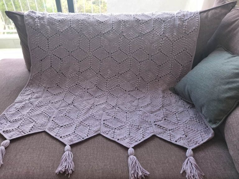hexagon crochet Blanket pattern - Made by Gootie