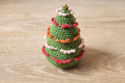 this is a photo of small crochet christmas tree pattern free made by gootie