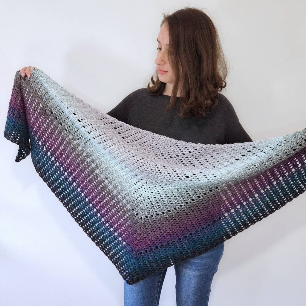 rochet triangle shawl made by gootie