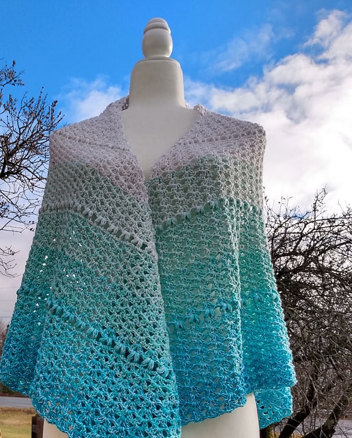 ease crochet triangle shawl pattern