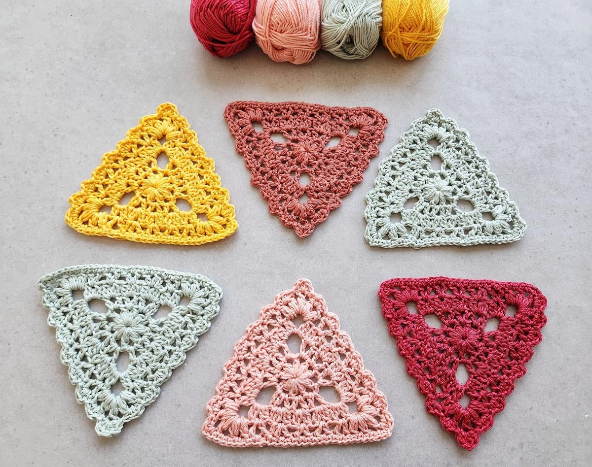 this is a photo of crochet triangle bunting free patterns made by gootie