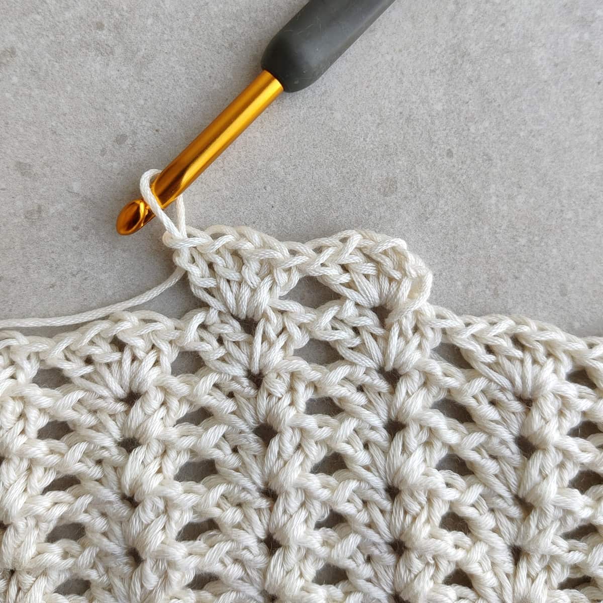 this is a photo of how to crochet the double v stitch made by gootie