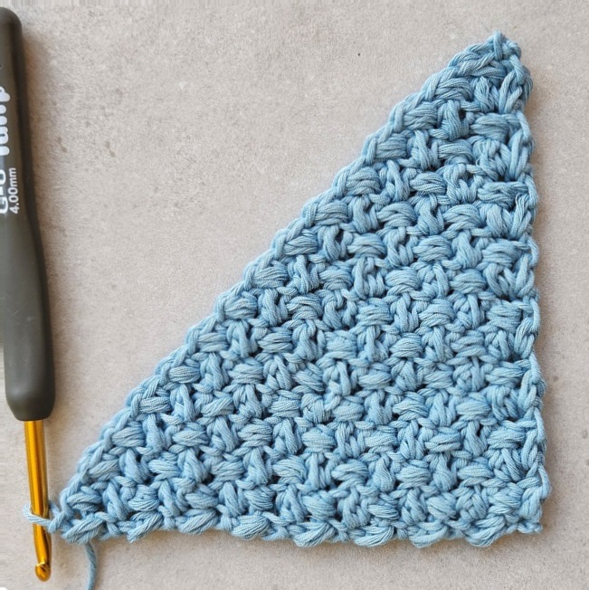 this is a photo crochet c2c mini bean stitch made by gootie