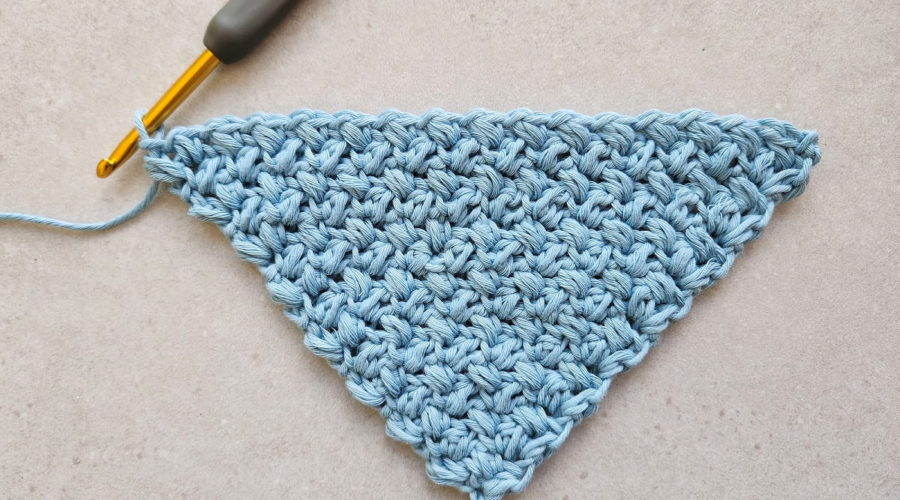 this is a photo different corner to corner crochet stitch made by gootie