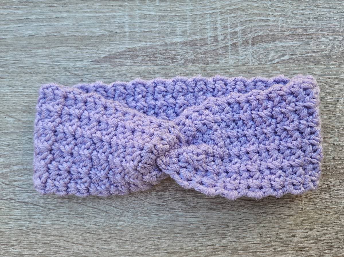 Chunky Crochet Headband Pattern - Free - Made by Gootie