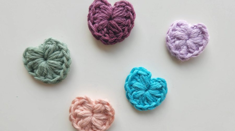 the easiest crochet heart pattern ever