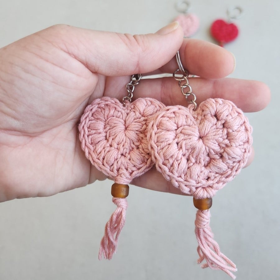 easy crochet keychain pattern