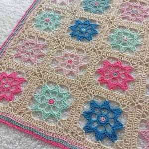 15 Free Crochet Flower Blanket Patterns - Made by Gootie