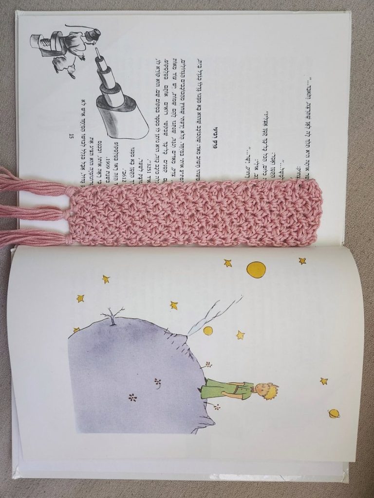 crochet bookmark tutorial made by gootie