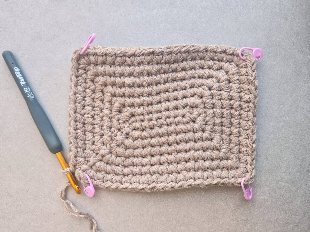 easy crochet rectangle pattern made by gootie